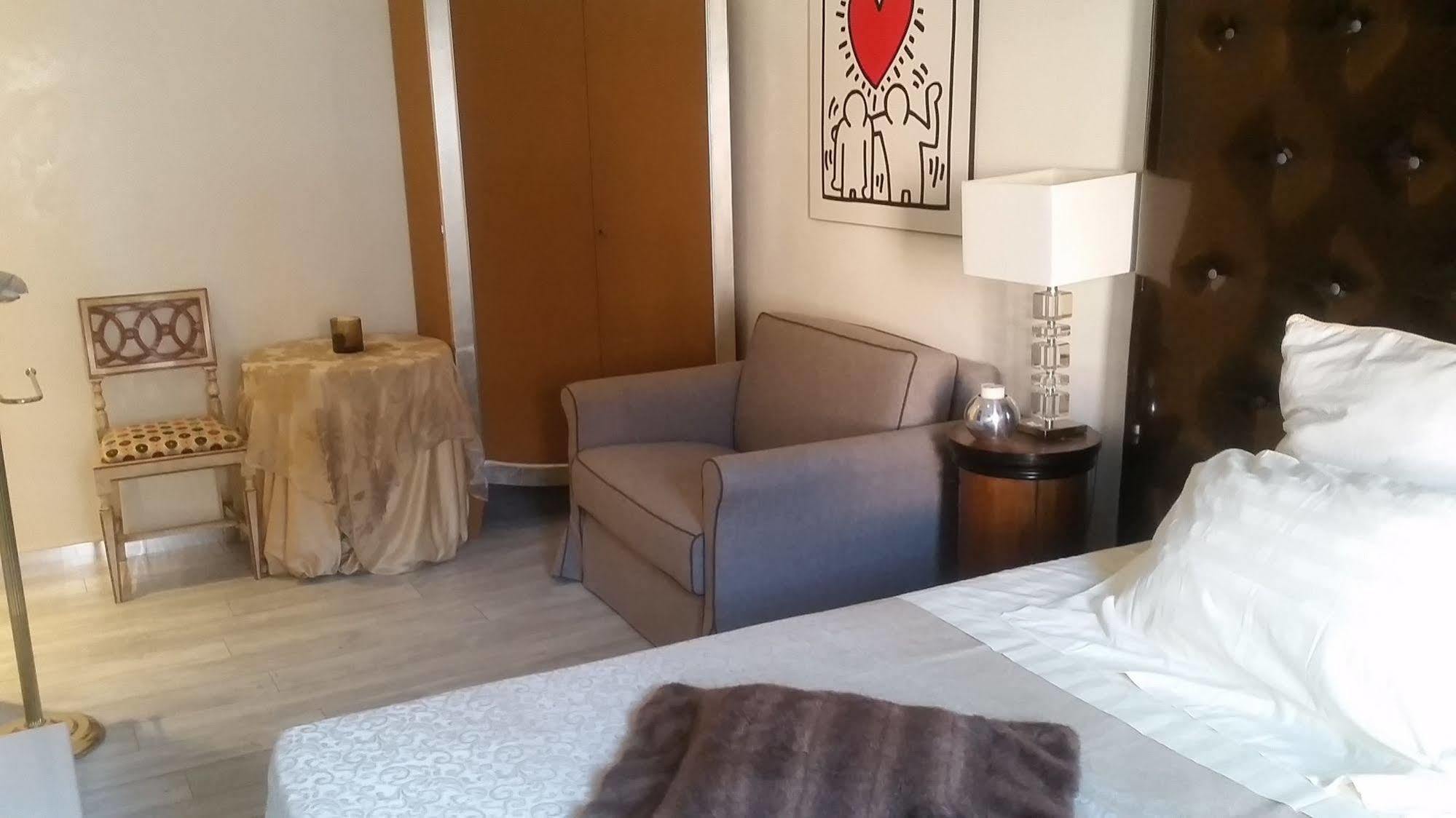 Hotel Esedra Relais Rzym Zewnętrze zdjęcie