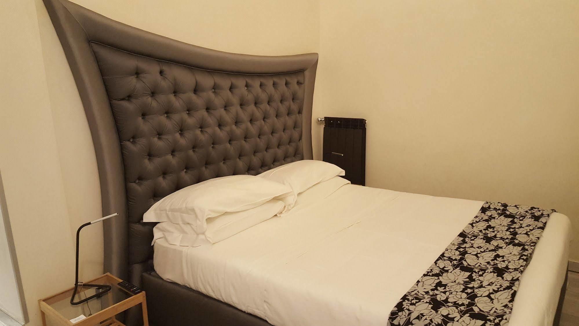 Hotel Esedra Relais Rzym Zewnętrze zdjęcie