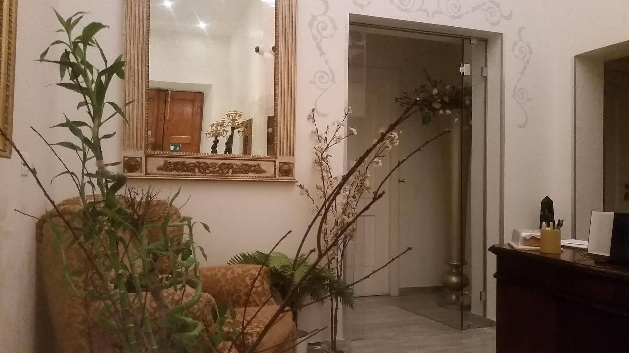 Hotel Esedra Relais Rzym Zewnętrze zdjęcie